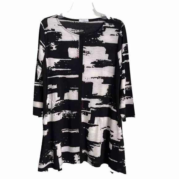 Terra SJ Apparel Black White Embroidered 3/4 Sleeve Tunic Pockets - Picture 1 of 7
